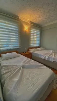 Triple, Şehir Manzaralı