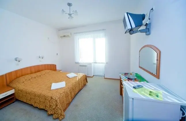 Standard Tek Büyük Yataklı Oda