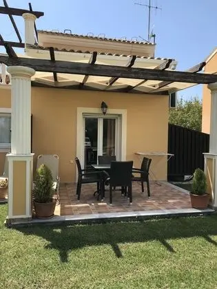 Family Dubleks, Birden Çok Yatak, Bahçe Manzaralı