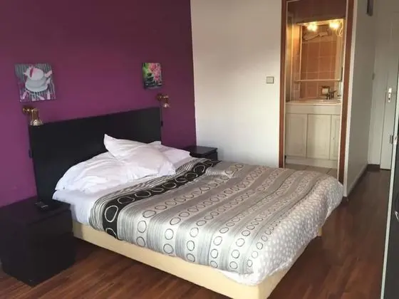 Comfort Tek Büyük Yataklı Oda