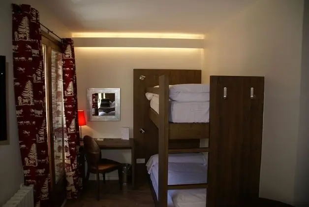 Superior Dört Kişilik Oda