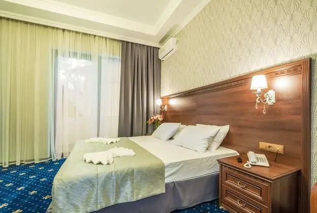Standard Tek Büyük veya İki Ayrı Yataklı Oda