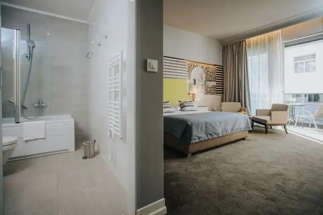 Executive Oda, Balkon (4 * )