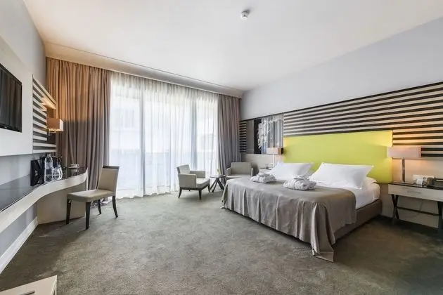 Executive Oda, Balkon (4 * )