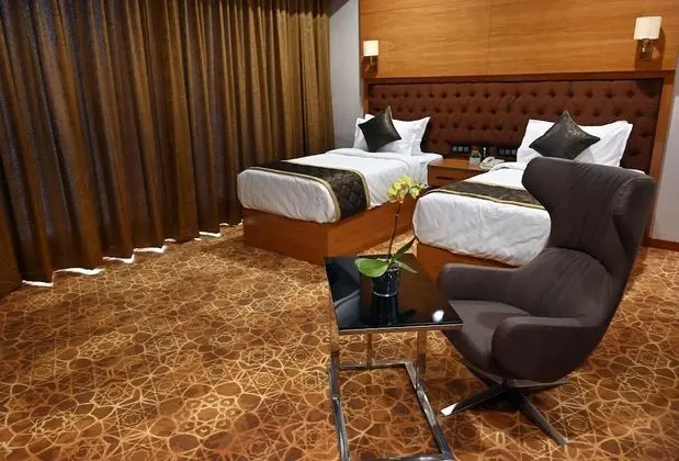 Deluxe Tek Büyük veya İki Ayrı Yataklı Oda