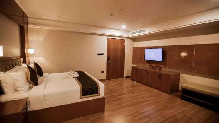 Deluxe Tek Büyük veya İki Ayrı Yataklı Oda