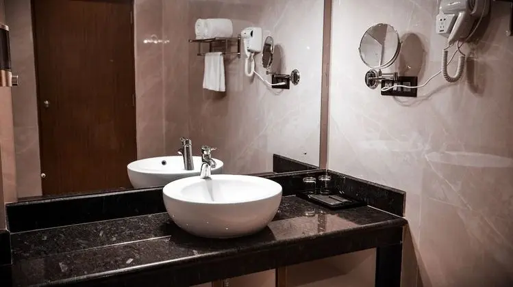 Deluxe Tek Büyük veya İki Ayrı Yataklı Oda