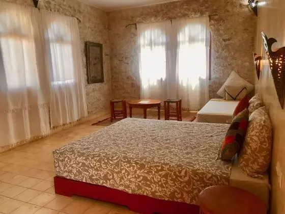 Apart Daire, 6 Yatak Odası