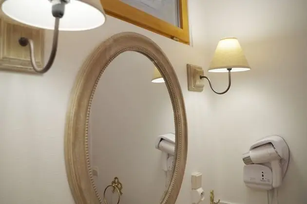 Tek Büyük Yataklı Oda, Banyolu/Duşlu, Bahçe Manzaralı (L'Ete)