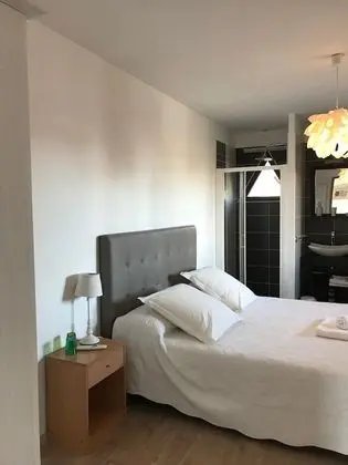 Tek Büyük Yataklı Oda (2)