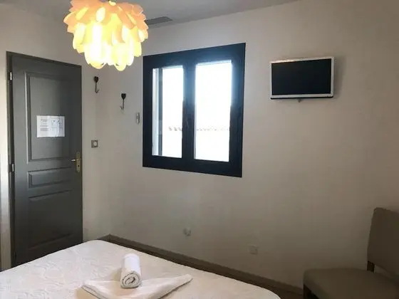 Tek Büyük Yataklı Oda (2)