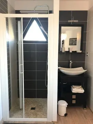 Tek Büyük Yataklı Oda (2)