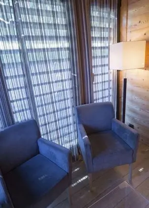 Tek Büyük veya İki Ayrı Yataklı Oda (Bouton d’Or)