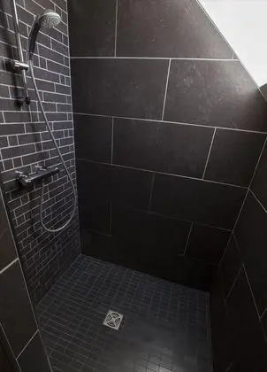 Tek Büyük veya İki Ayrı Yataklı Oda (Bouton d’Or)