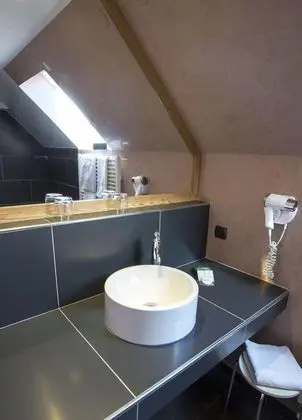 Tek Büyük veya İki Ayrı Yataklı Oda (Bruyère)