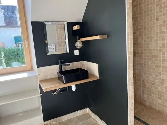 Stüdyo, Banyolu/Duşlu, Üzüm Asması Manzaralı (Studio 2)