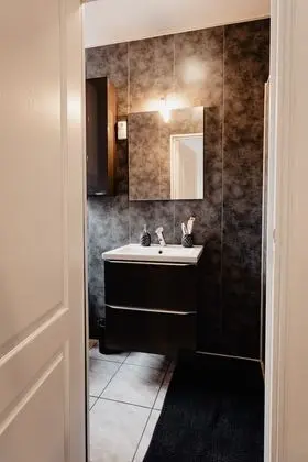 Apart Daire, Banyolu/Duşlu (Apt 102)