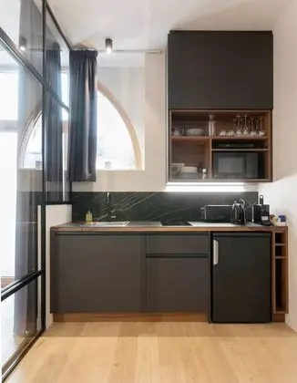 Deluxe Apart Daire, Özel Banyo, Bahçe Manzaralı (Chez Béatrice)