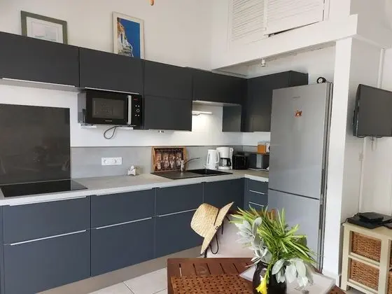 BUNGALOW 1