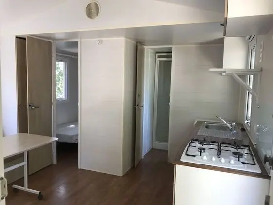 Karavan (Bastidon - 4 personnes)