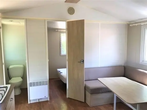 Karavan (Bastidon - 4 personnes)