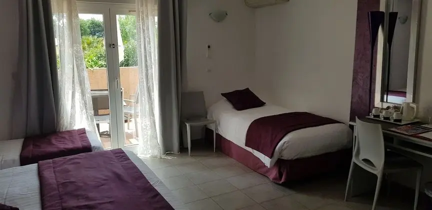 Dört Kişilik Oda