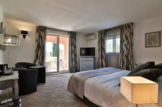 Luxury Tek Büyük veya İki Ayrı Yataklı Oda