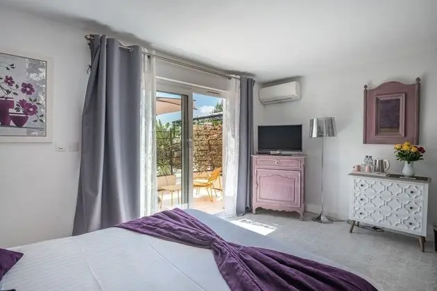 Luxury Tek Büyük veya İki Ayrı Yataklı Oda