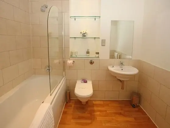 Ev (2 Bedrooms)