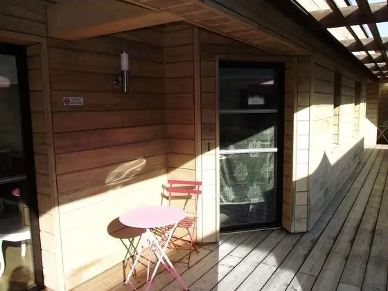 Comfort Tek Büyük Yataklı Oda, Havuz Manzaralı (1 person)