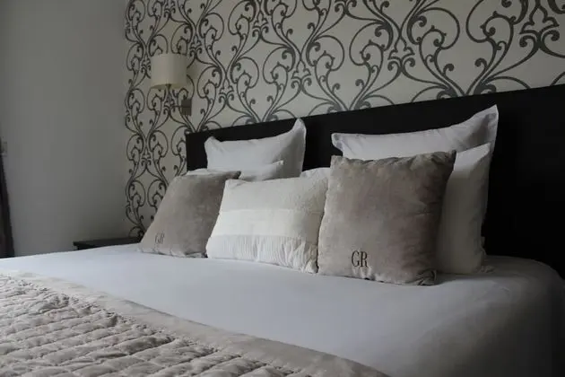 Comfort Tek Büyük veya İki Ayrı Yataklı Oda