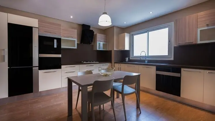 ADAM Four Bedrooms Lake View Loft