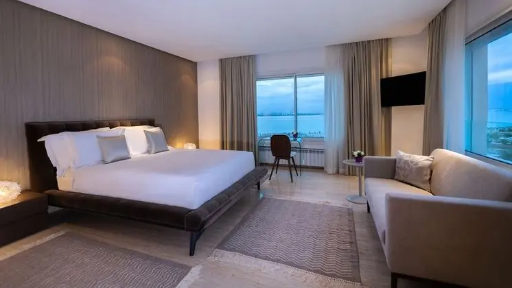 ADAM Four Bedrooms Lake View Loft