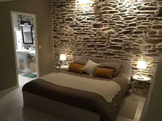 Comfort Tek Büyük Yataklı Oda (Fée Viviane)