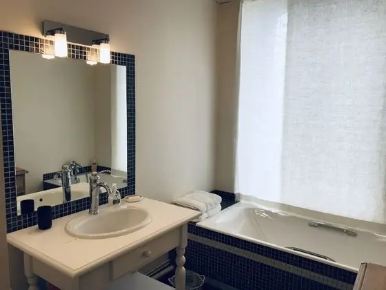 Tek Büyük Yataklı Oda (1)