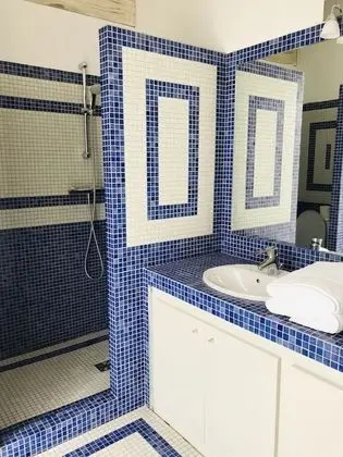 Tek Büyük Yataklı Oda (4)