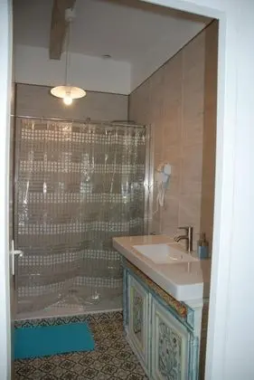 Superior Tek Büyük Yataklı Oda, Banyolu/Duşlu (Chambre Française)