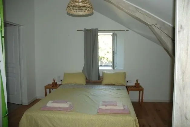 Tek Büyük Yataklı Oda, Banyolu/Duşlu, Avlu Manzaralı (Chambre Zen)