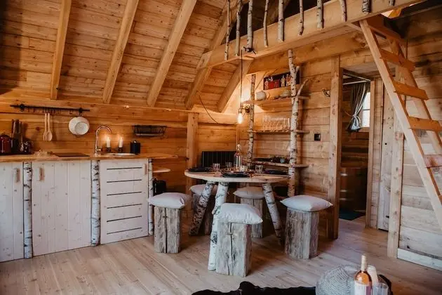 Ev, Özel Banyo, Dağ Manzaralı (Cabane familliale)