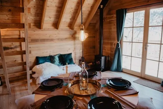 Ev, Özel Banyo, Dağ Manzaralı (Cabane familliale)