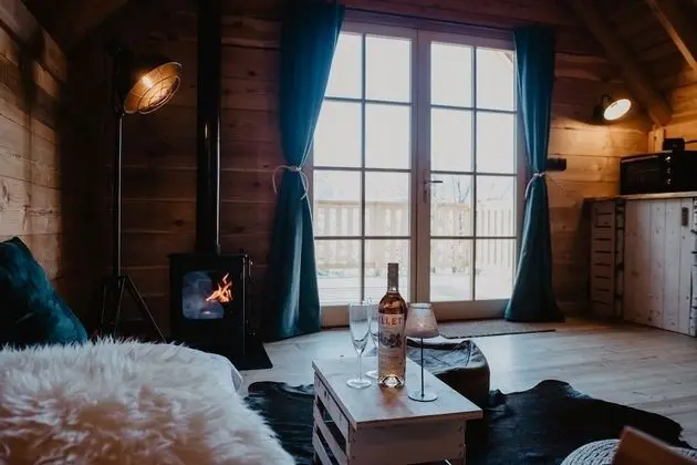 Ev, Özel Banyo, Dağ Manzaralı (Cabane familliale)
