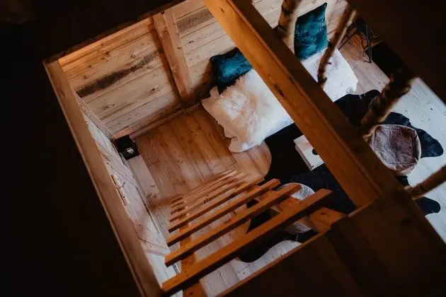Ev, Özel Banyo, Dağ Manzaralı (Cabane familliale)