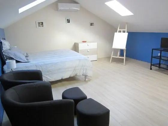 Comfort Tek Büyük veya İki Ayrı Yataklı Oda (Ré)