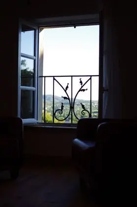 Tek Büyük Yataklı Oda (Le Pigeonnier)