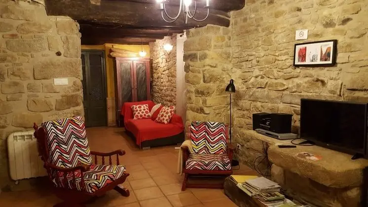 Kır Evi, 2 Yatak Odası, Sıcak Su Havuzu, Dağ Manzaralı