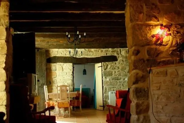 Kır Evi, 2 Yatak Odası, Sıcak Su Havuzu, Dağ Manzaralı