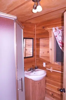 Cabane dans les Arbres Le Hibou
