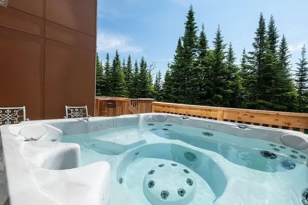 Özel spa küveti