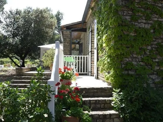 Deluxe Tek Büyük veya İki Ayrı Yataklı Oda, Balkon, Bahçe Manzaralı
