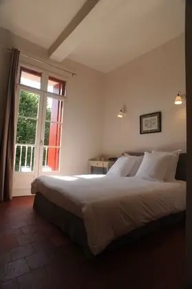 Tek Büyük Yataklı Oda, Bahçe Manzaralı